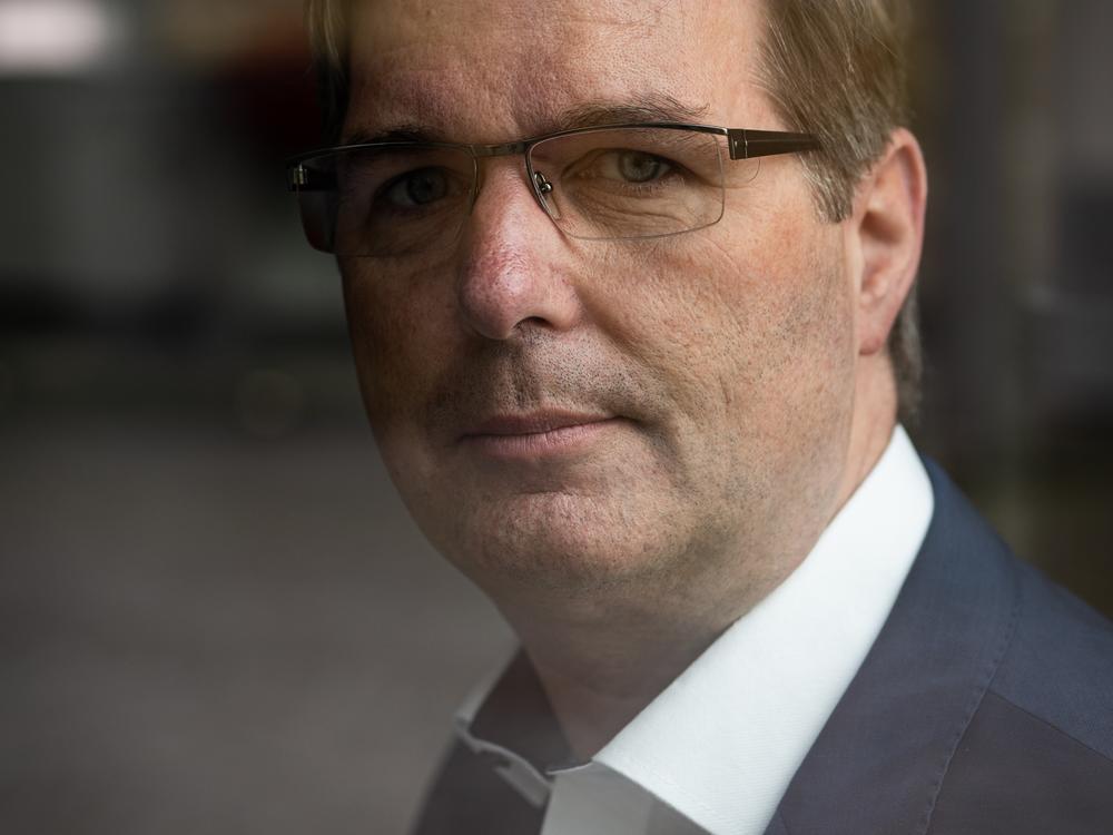 Dr. Björn Jensen of Düsseldorf University Hospital performed a stem-cell procedure on Marc Franke, curing him of HIV.