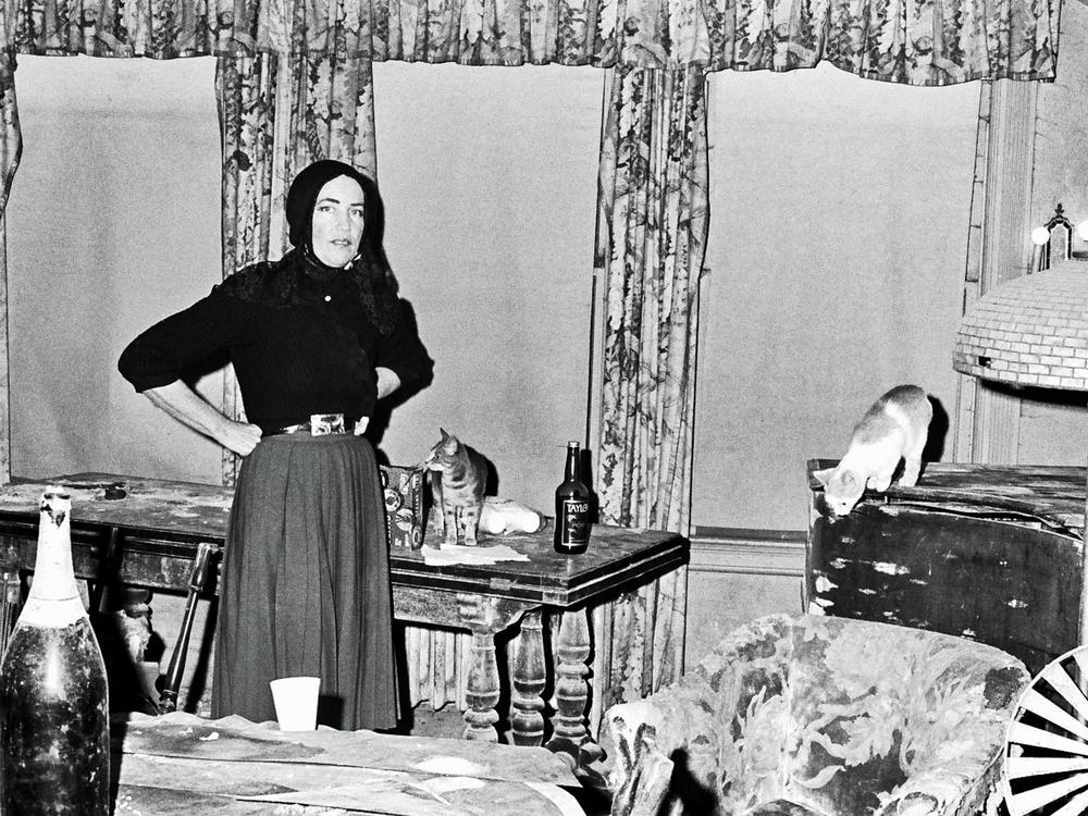 Edith Bouvier Beale at her home 