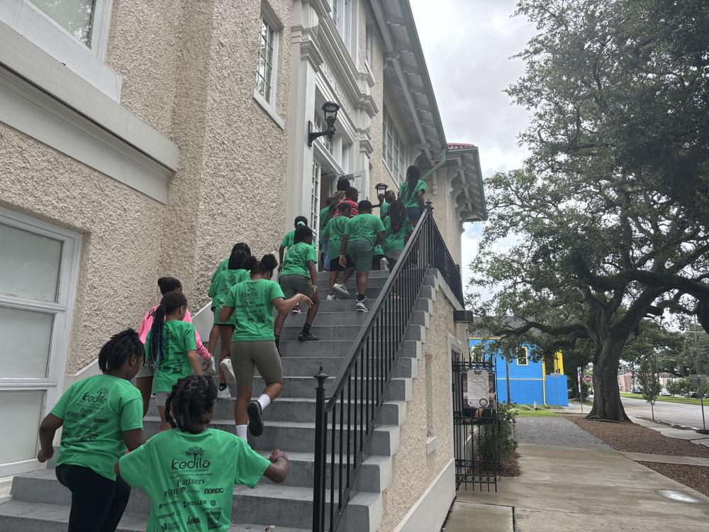  Students climb the same 18 steps that Leona Tate and the 