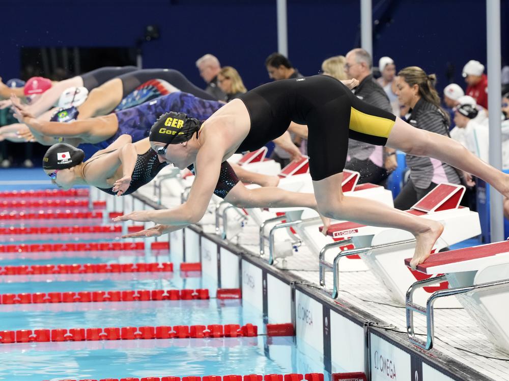 Women compete in a preliminary heat of the 4x200-meter freestyle relay at the 2024 Summer Olympics on Thursday in Nanterre, France. Australia won gold in the final, with the U.S. taking silver.
