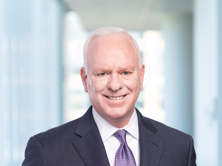  Former NPR CEO John Lansing