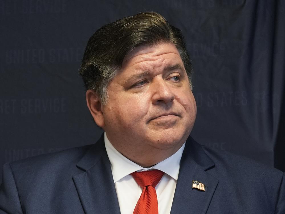 Illinois Gov. JB Pritzker attends a Democratic National Convention security briefing at the U.S. Secret Service Chicago Field Office in July. 