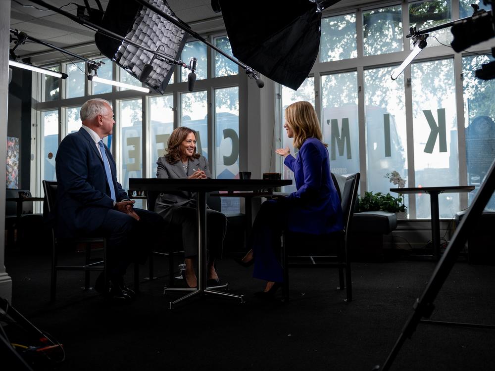 Minnesota Gov. Tim Walz and Vice President Kamala Harris are interviewed by CNN’s Dana Bash at Kim’s Cafe in Savannah, Georgia, on August 29, 2024. This is the first time Harris has sat with a journalist for an in-depth, on-the-record conversation since President Joe Biden ended his presidential bid in July. (Will Lanzoni/CNN)