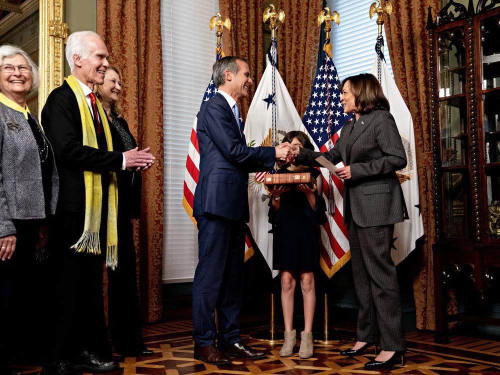 Vice President Harris shakes hands with Eric Garcetti, the U.S. ambassador to India, during his swearing-in ceremony in Washington, D.C., on March 24, 2023.