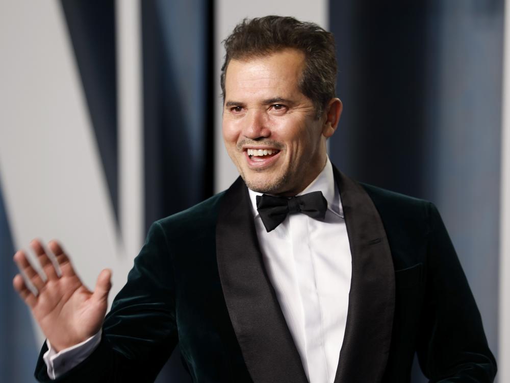 John Leguizamo attends the 2022 Vanity Fair Oscar Party hosted by Radhika Jones at Wallis Annenberg Center for the Performing Arts on March 27, 2022 in Beverly Hills, California. (Photo by Frazer Harrison/Getty Images)
