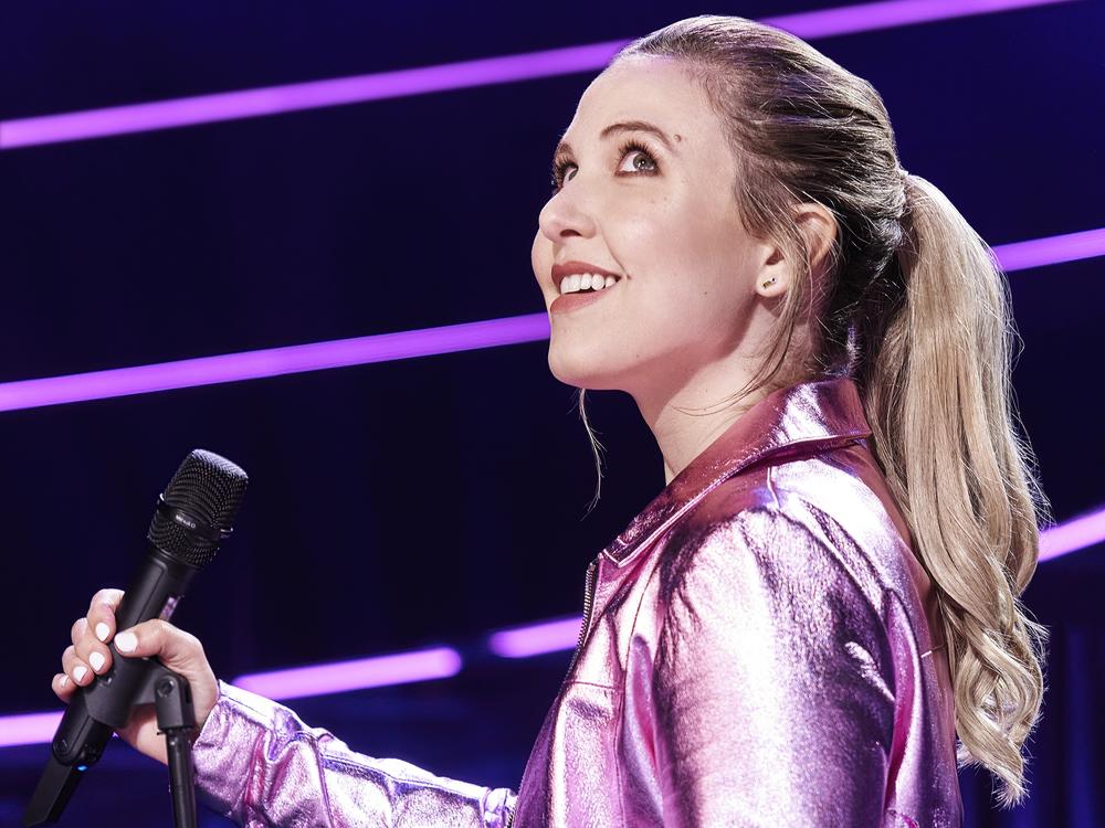 Taylor Tomlinson says her on stage presence isn't a persona or a character: 