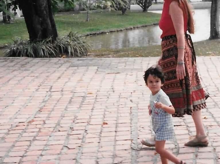  Barbara Webber and Ravi Coutinho, in his childhood.