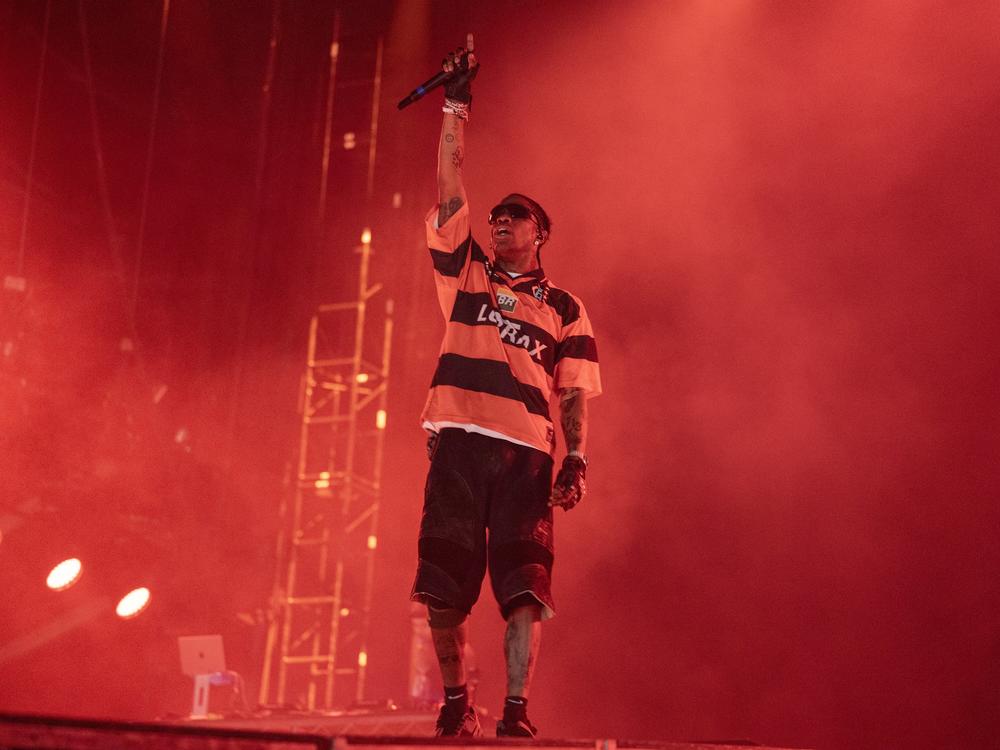 Travis Scott’s 2014 mixtape <em>Days Before Rodeo</em> leaps from No. 106 all the way to No. 1, thanks to a massive flood of vinyl sales.