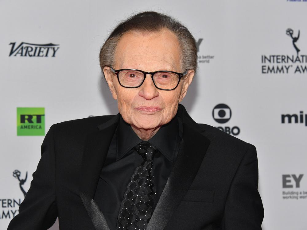 Longtime cable news personality Larry King at the 2017 Emmy Awards in New York City.  After leaving CNN, King hosted a show that was carried on RT. 