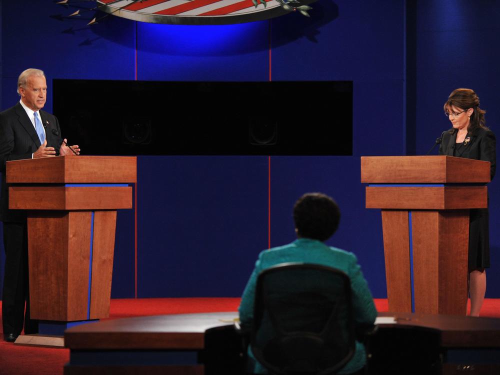 Republican Sarah Palin (R) and Democrat Joseph Biden (L) participate in their vice presidential candidates' debate Oct. 2, 2008 at Washington University in St. Louis, Missouri.