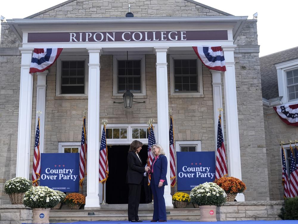 Vice President Harris and former Rep. Liz Cheney, R-Wyo., during a campaign event in Ripon, Wis., on Oct. 3.