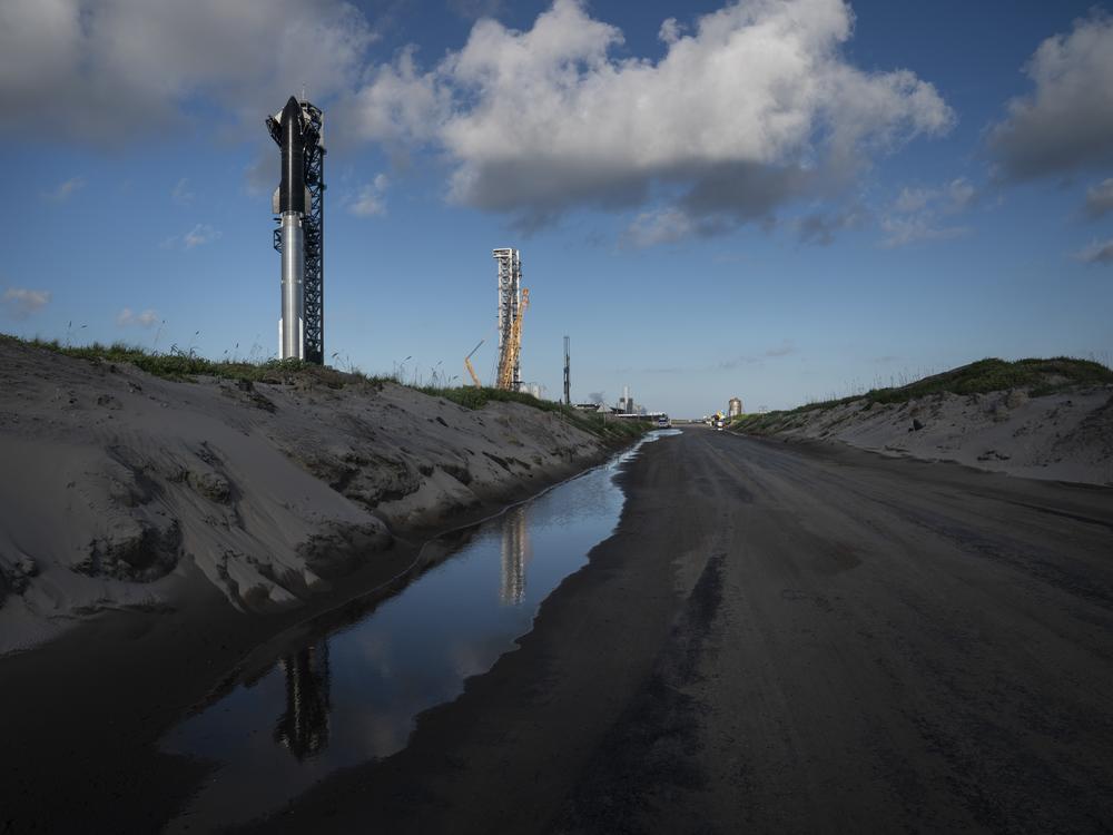 Starship is stacked on top of its Super Heavy booster on Sept. 22. SpaceX hopes to launch its next test flight as early as Oct. 13.