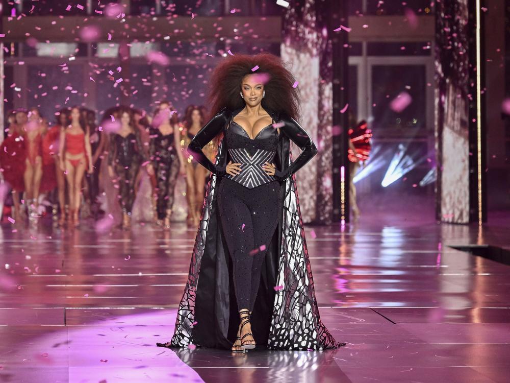 Tyra Banks walks the runway during the Victoria's Secret Fashion Show on Tuesday in Brooklyn, N.Y. — her first time doing so since 2005.