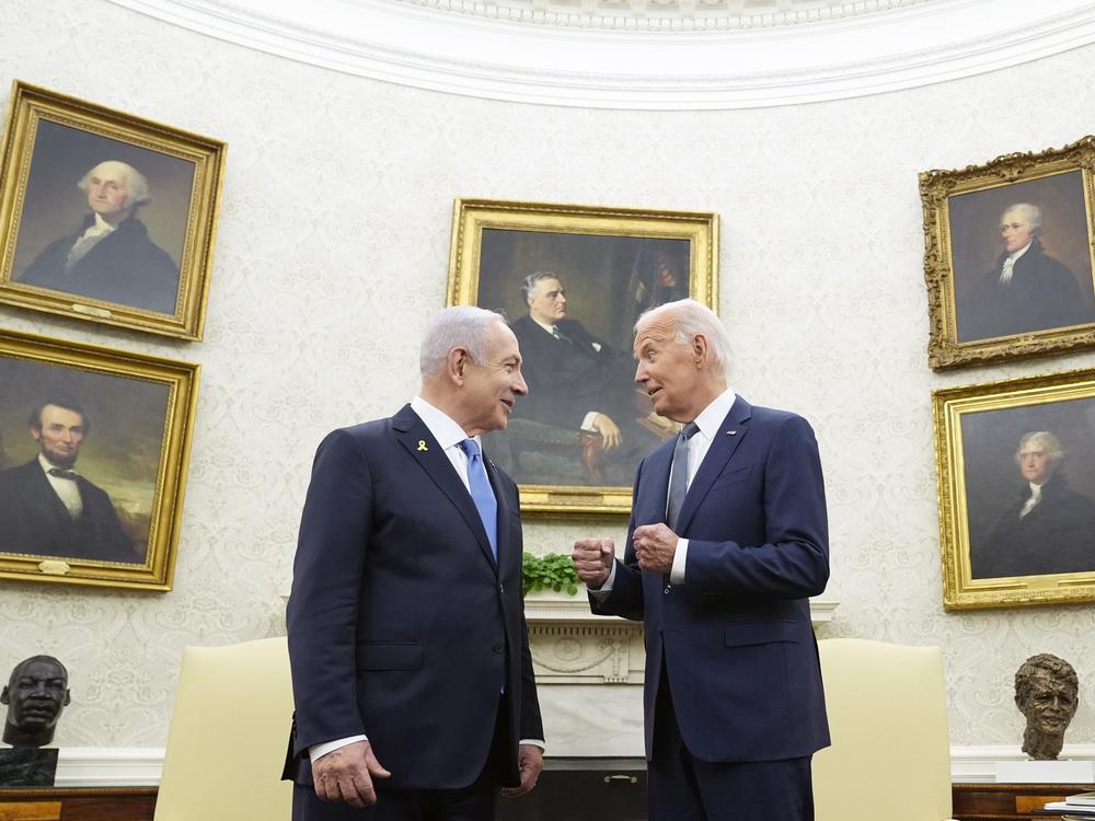 President Biden, right, talks with Israeli Prime Minister Benjamin Netanyahu, left, in the Oval Office of the White House in Washington, July 25, 2024.