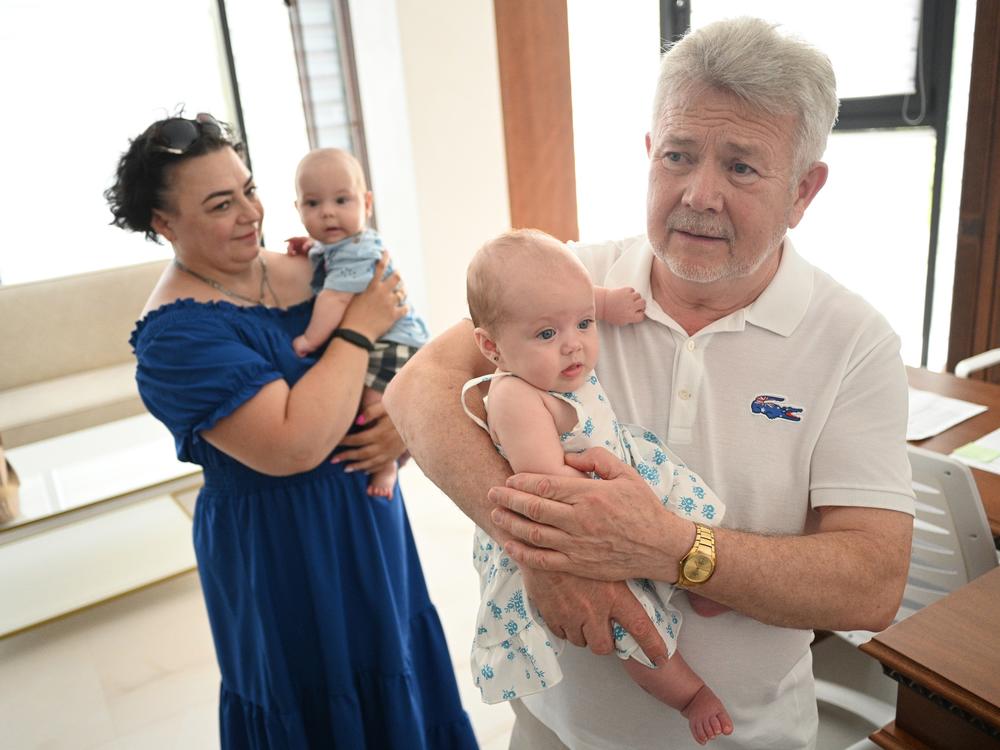 Dr. Stefan Khmil and his patient Svitlana Teleniuk.