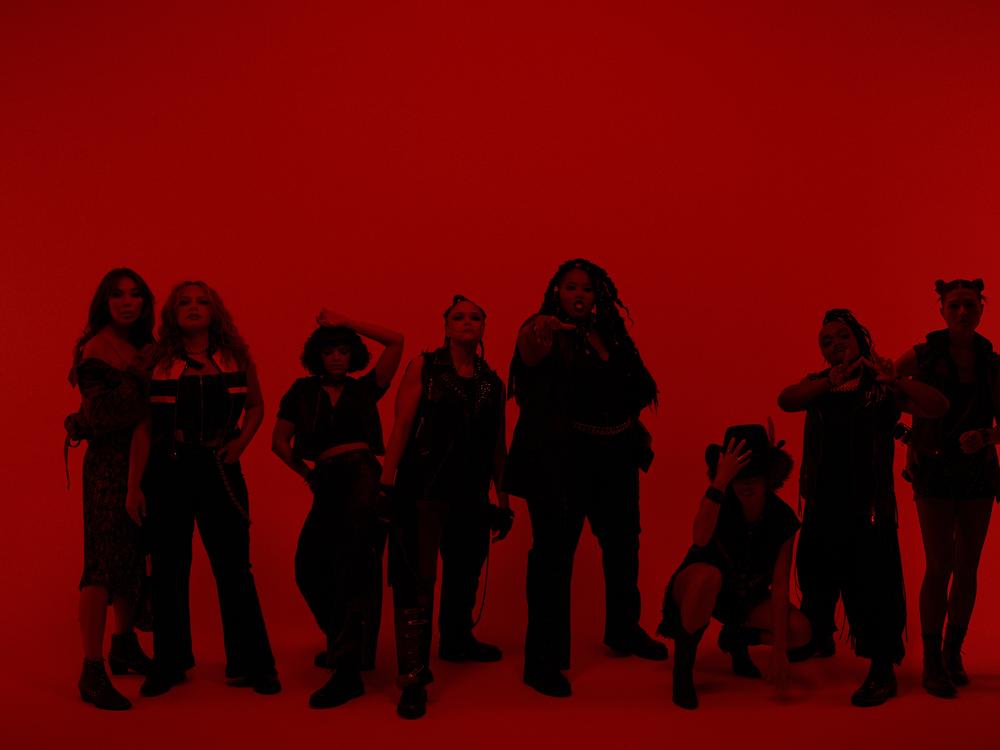 The women of the Warriors