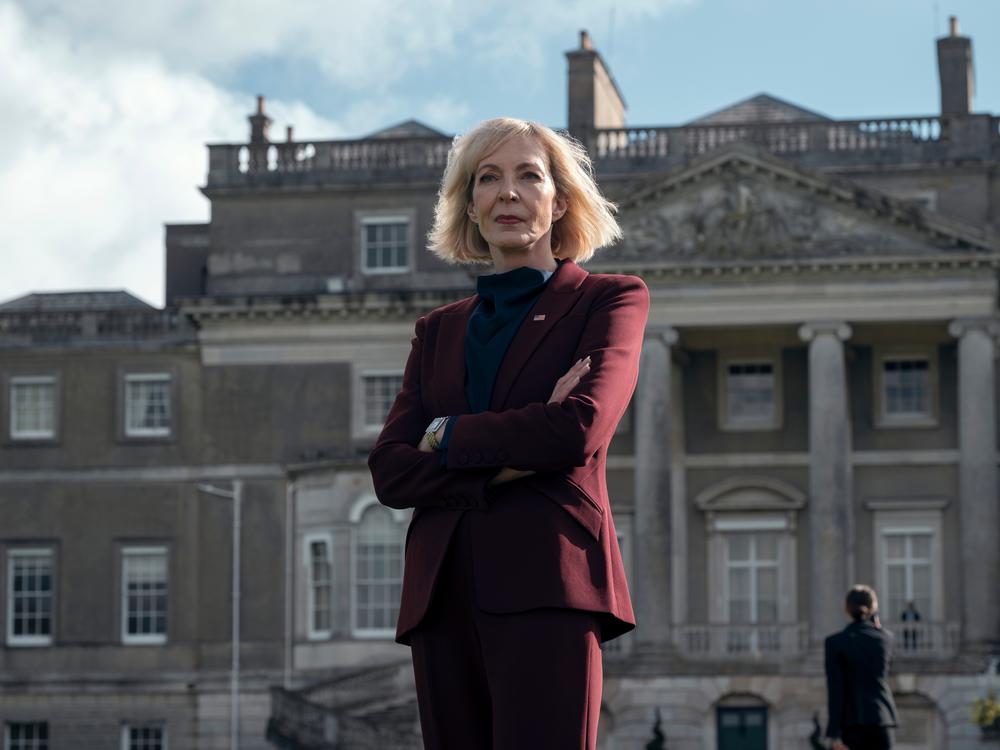 Allison Janney as Vice President Grace Penn.