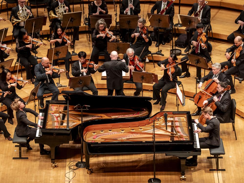 Lucas and Arthur Jussen perform with the Chicago Symphony Orchestra under the baton of Christoph Eschenbach in October 2024