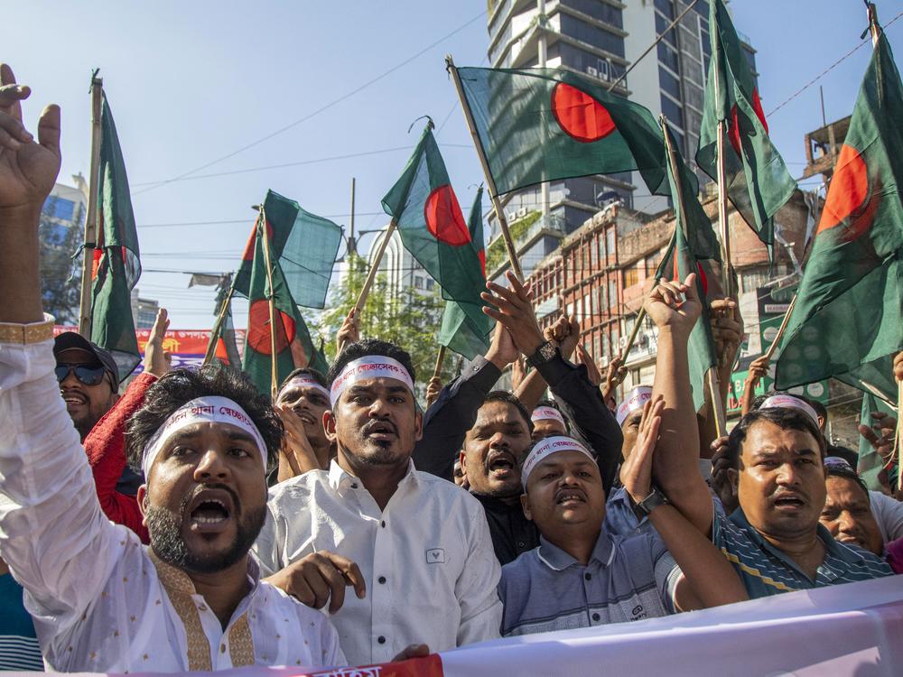 Bangladesh Nationalist Party leaders and supporters march in protest in Dhaka, the Bangladeshi capital, on Nov. 8.