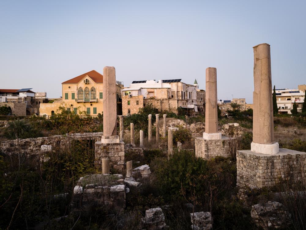 Ancient Greco-Roman ruins in Tyre, southern Lebanon.  Archaeologists have yet to X-ray these ancient columns to check for hairline fractures.