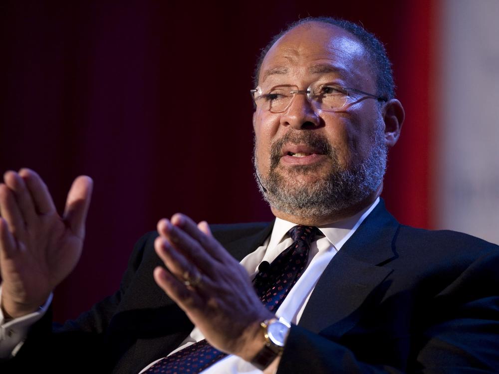 Richard Parsons is shown speaking at Time Warner's headquarters on June 15, 2009 in New York.