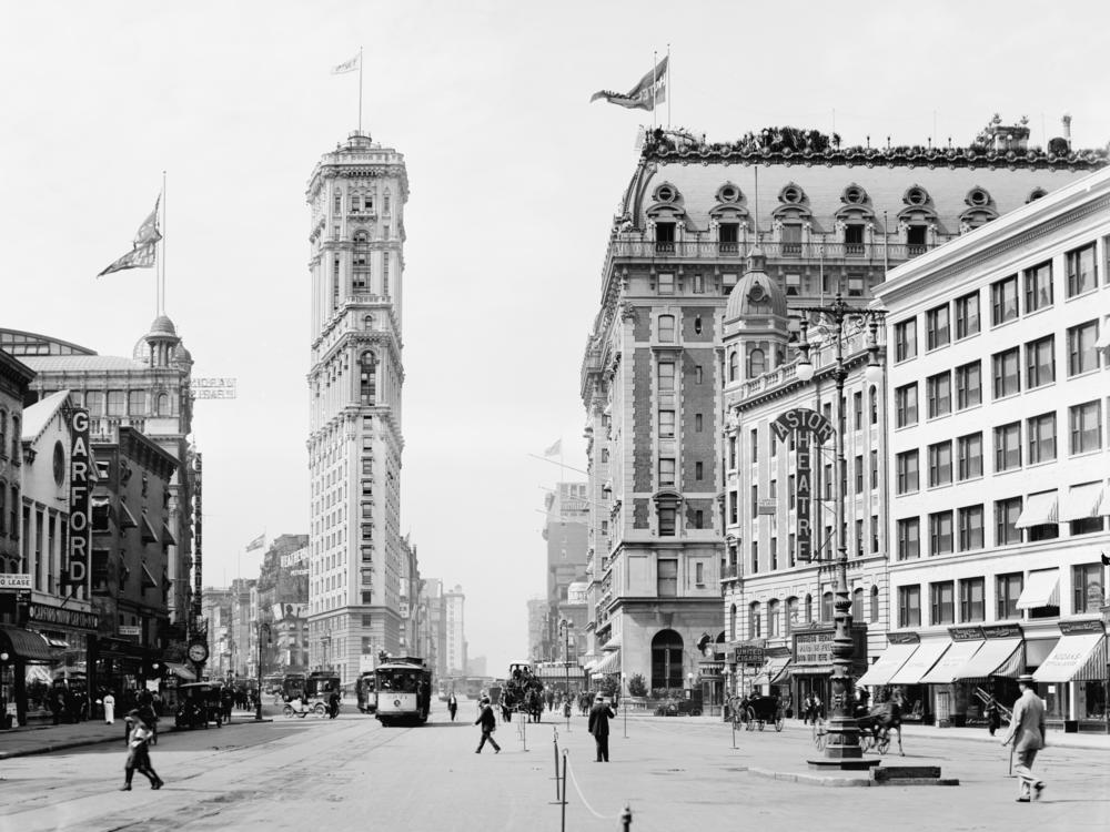 A scene of Times Square circa 1908, a year into the ball drop tradition.