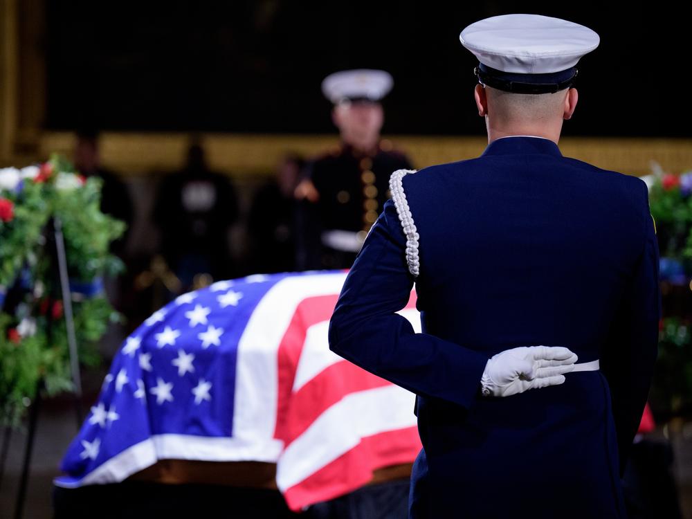 WASHINGTON, DC - JANUARY 8: The flag-draped casket of former U.S. President Jimmy Carter lies in state in the U.S. Capitol Rotunda on January 8, 2025 in Washington, DC. Carter, the 39th President of the United States, died at the age of 100 on December 29, 2024 at his home in Plains, Georgia. (Photo by Andrew Harnik/Getty Images)