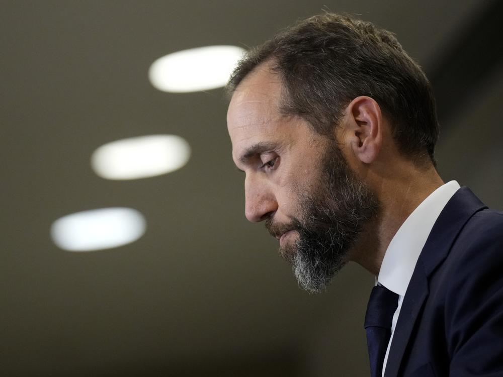 Special counsel Jack Smith delivers remarks on a recently unsealed indictment against Donald Trump in August 2023 in Washington, D.C.