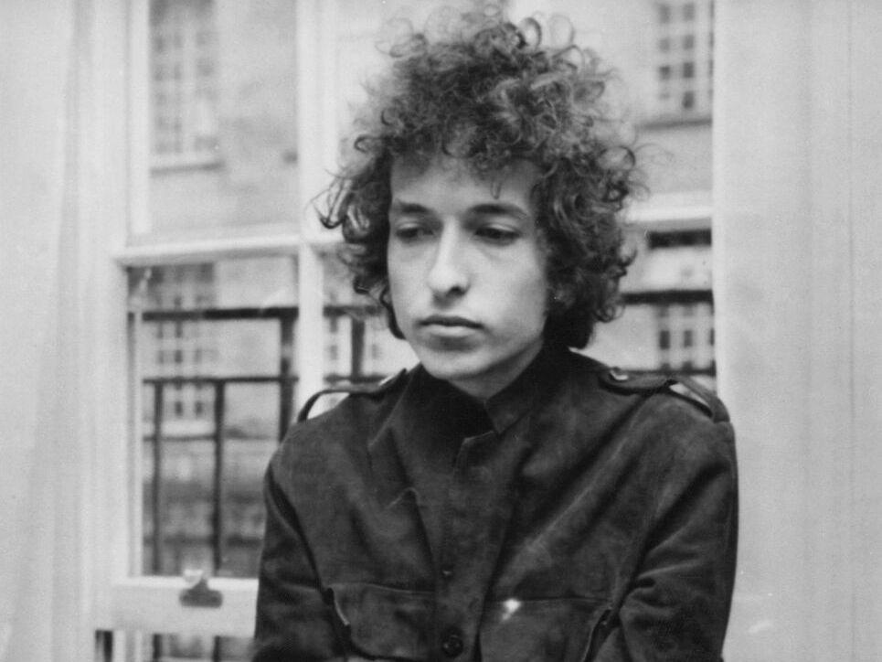 Bob Dylan at a press conference in London in 1966.