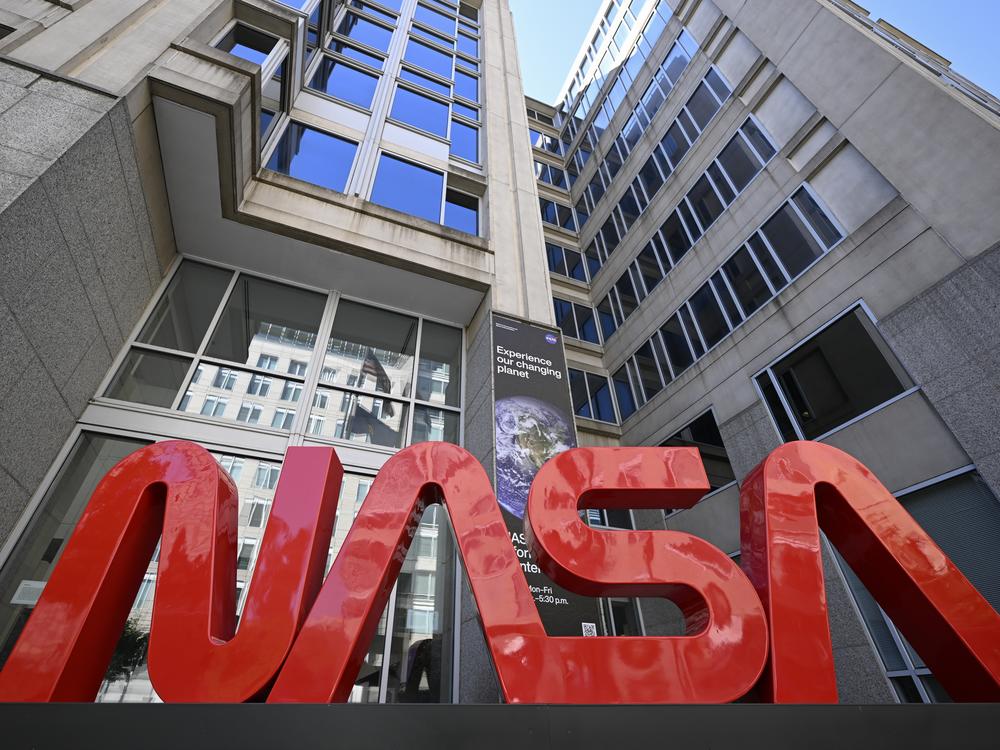 NASA has instructed employees, contractors and grantees to remove all pronouns from their signatures.