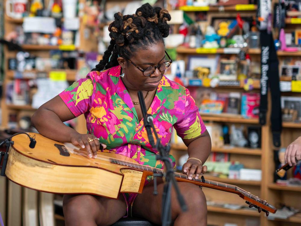 Yasmin Williams performing at the Tiny Desk earlier this year.