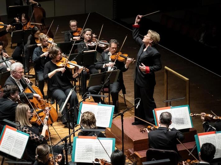 Maestra Marin Alsop conducts the National Symphony Orchestra for a performance of Julia Wolfe's <em>Her Story</em> on Feb. 27.