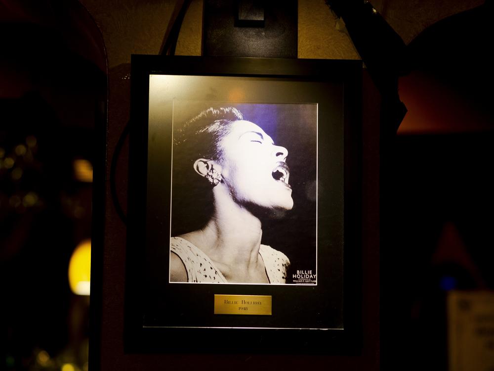 A photo of singer Billie Holiday inside Aretha's Jazz Café before Sky Covington's 