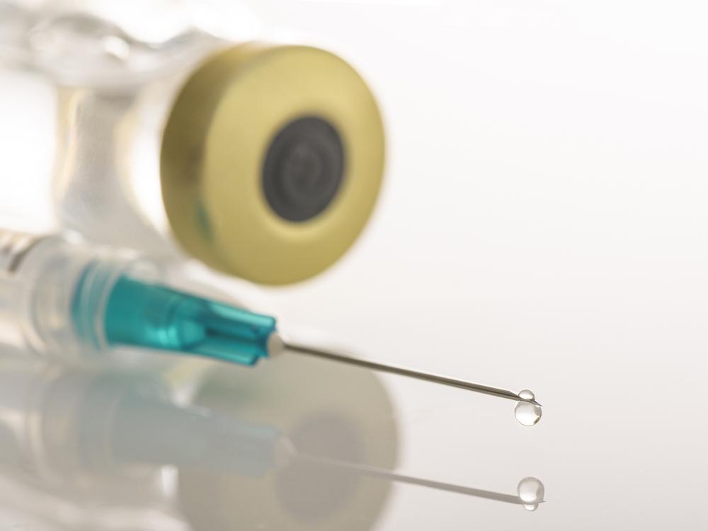 Eli Lilly is selling Zepbound in vials (rather than injector pens) for a discount.