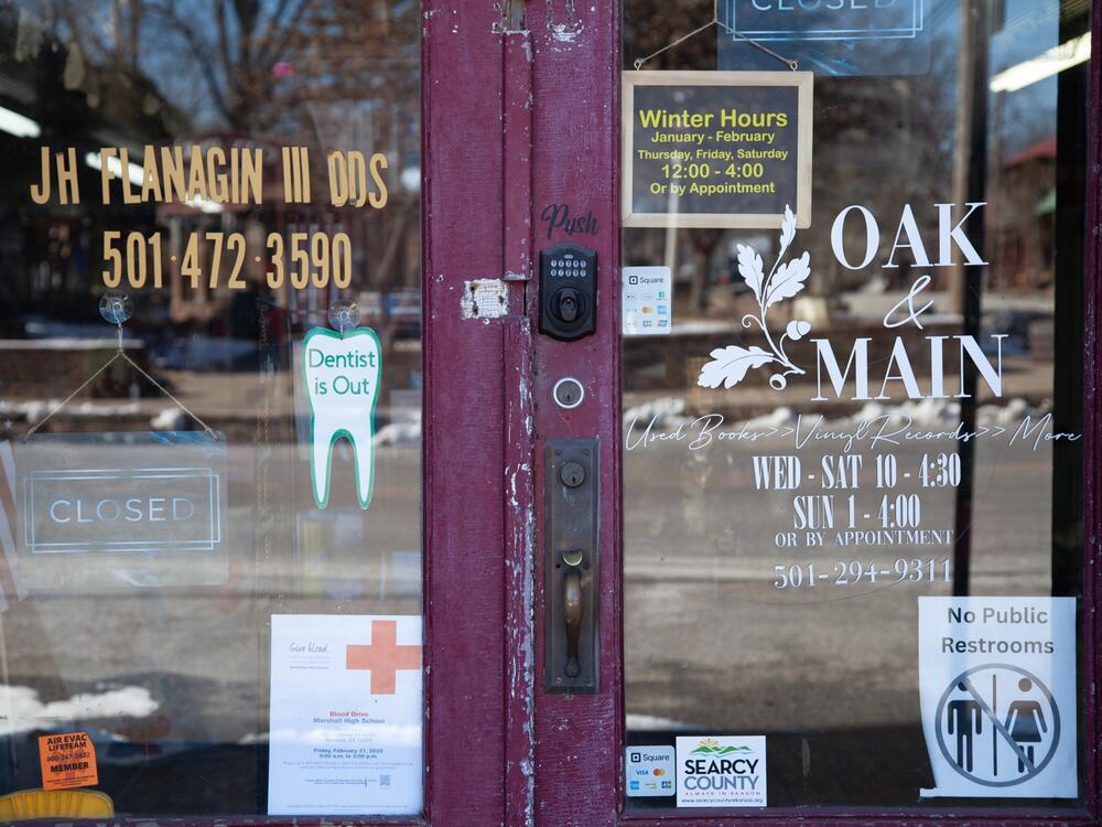 James Flanagin, the only dentist in the tiny Arkansas town of Leslie, which also has unfluoridated drinking water, treats patients in the back of an antique store on Main Street.