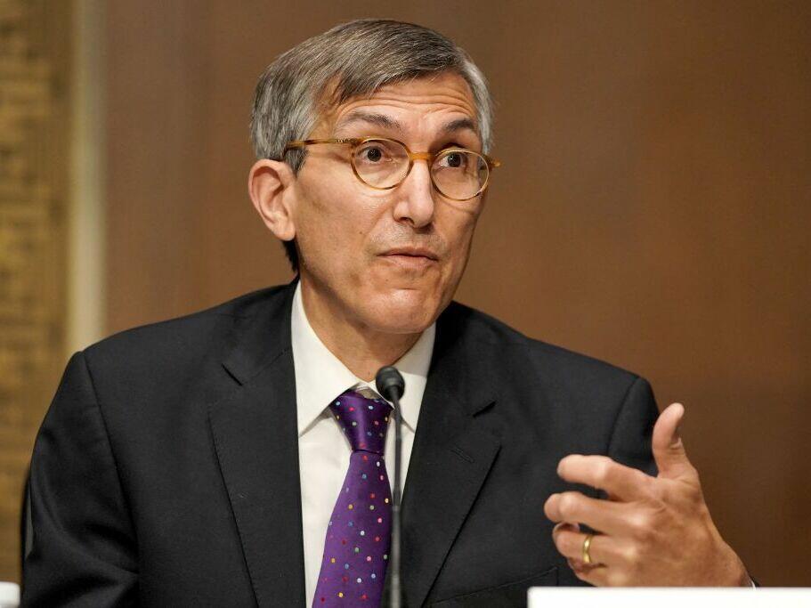 Dr. Peter Marks has long steered the Food and Drug Administration's regulation of vaccines.