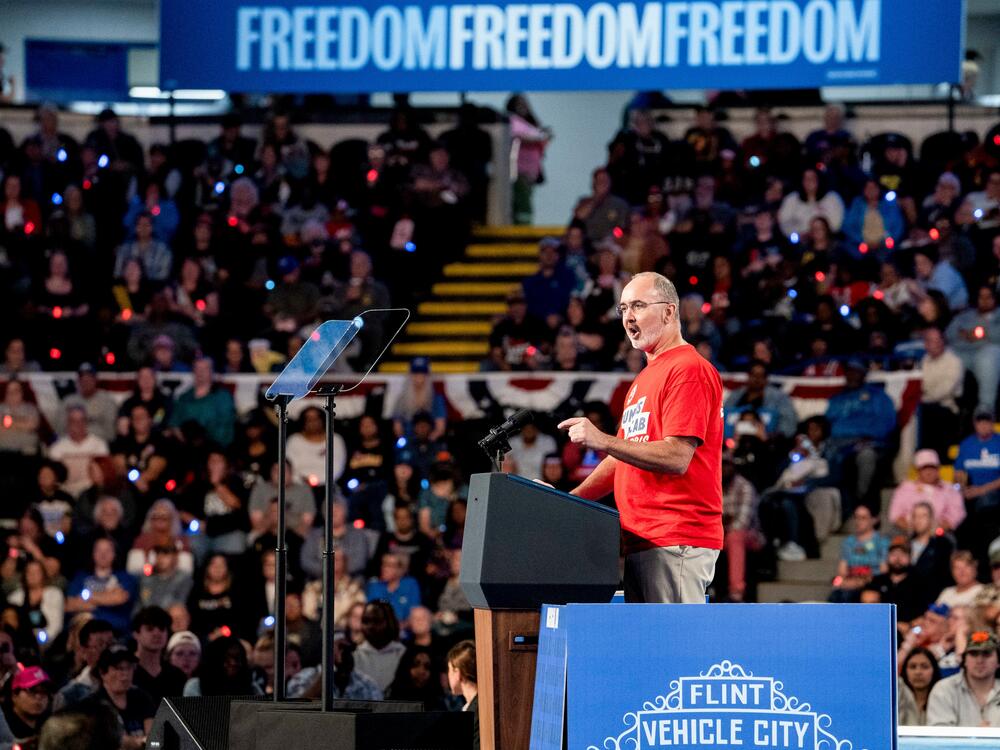 Shawn Fain, president of the United Auto Workers (UAW), during a campaign event with former U.S. Vice President Kamala Harris, in Flint, Mich., on Friday, Oct. 4, 2024.