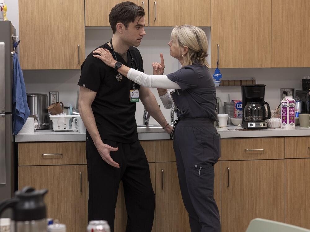 Langdon (Patrick Ball) and Dana (Katherine LaNasa).