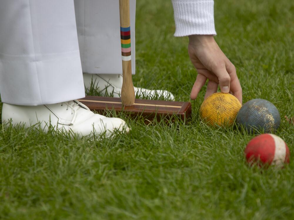 The 41st annual Annapolis Cup croquet tournament was held on April 5 at St. John's College between the Johnnies and the neighboring U.S. Naval Academy team. Thousands donned fancy dress to attend the event, which included not only croquet, but swing dancing, a New Orleans-style brass band and choral singing.