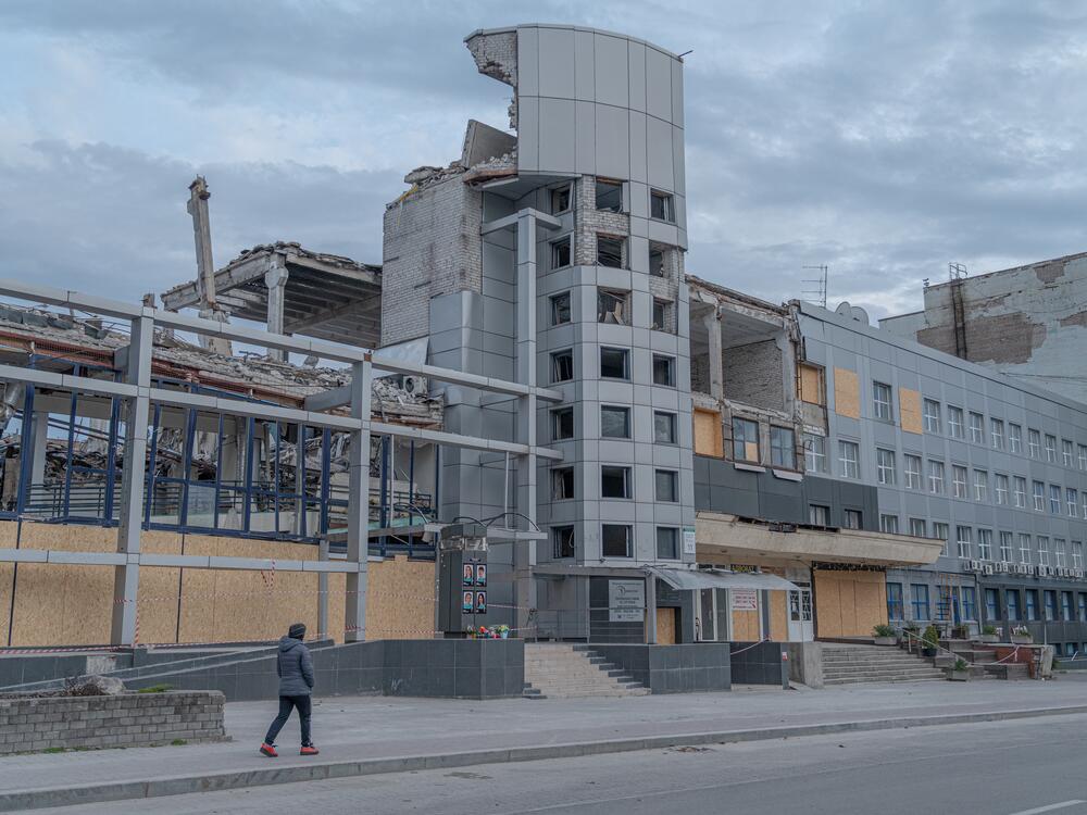 The New Step medical wellness center, destroyed by a Russian missile strike.