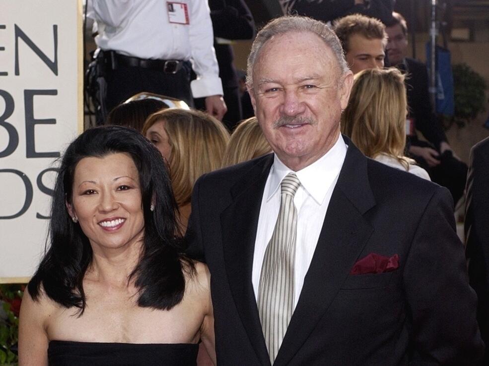Actor Gene Hackman and his wife, Betsy Arakawa, arrive in January 2003 at the 60th Annual Golden Globe Awards in Beverly Hills, Calif.