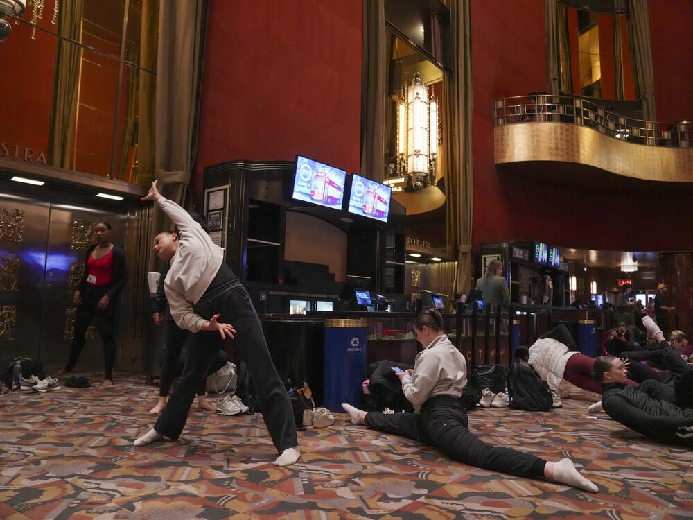 The lobby of Radio City has chandeliers and art deco touches.
