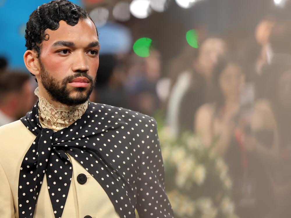 Justice Smith attends the 2025 Met Gala.