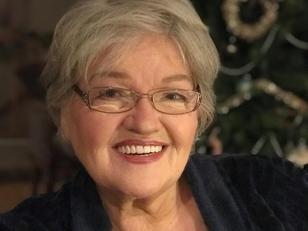 Julie Walton-Davidson's mother, Connie Walton, 83, always emphasizes seeing beyond superficial appearances, which inspired Julie to instill that in her own daughters.