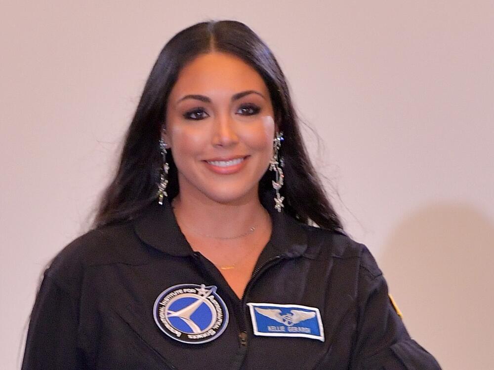Kellie Gerardi walks the runway for Rise's Survivor Fashion Show on Sept. 10, 2021 in New York City.
