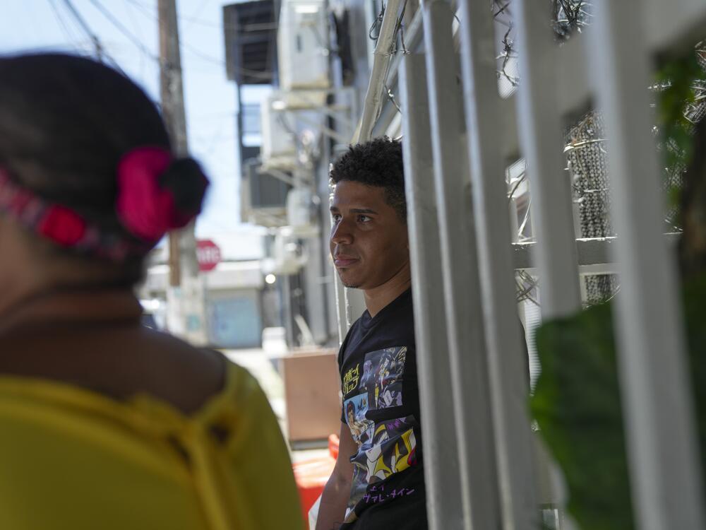 Julio Gavilán, Jr., witnessed one of the immigration raids in Barrio Obrero, San Juan, Puerto Rico, including the arrest of Juan Vega Paredes.