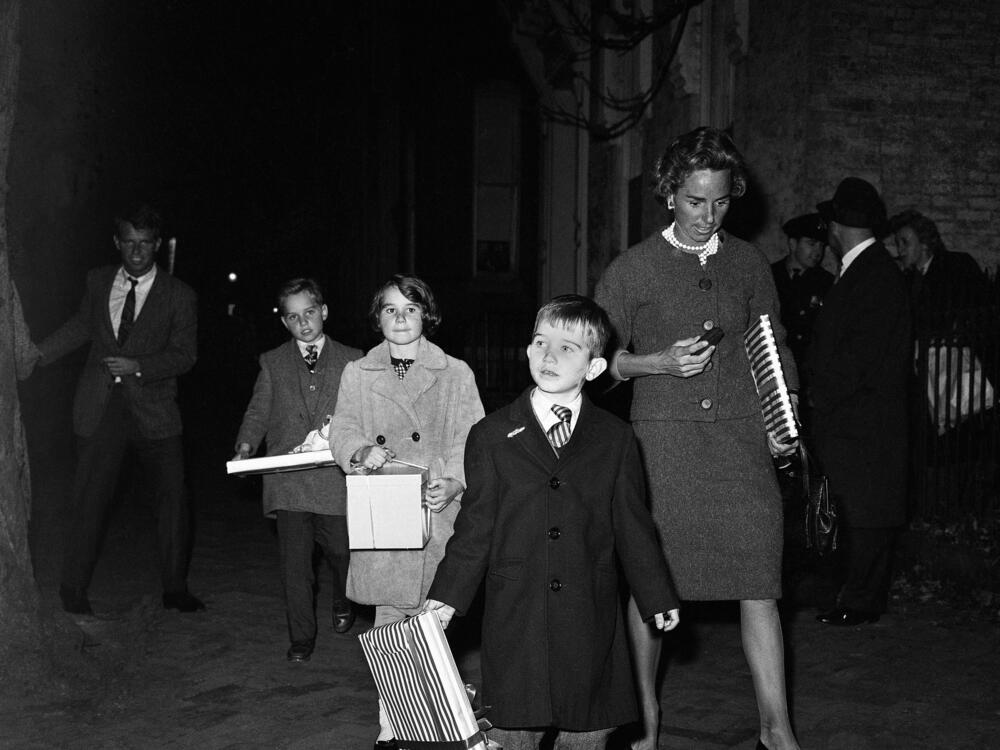 Robert F. Kennedy Jr., front, with his parents and siblings on their way to deliver gifts to his aunt and uncle after the birth of his cousin John F. Kennedy, Jr. in November 1960.
