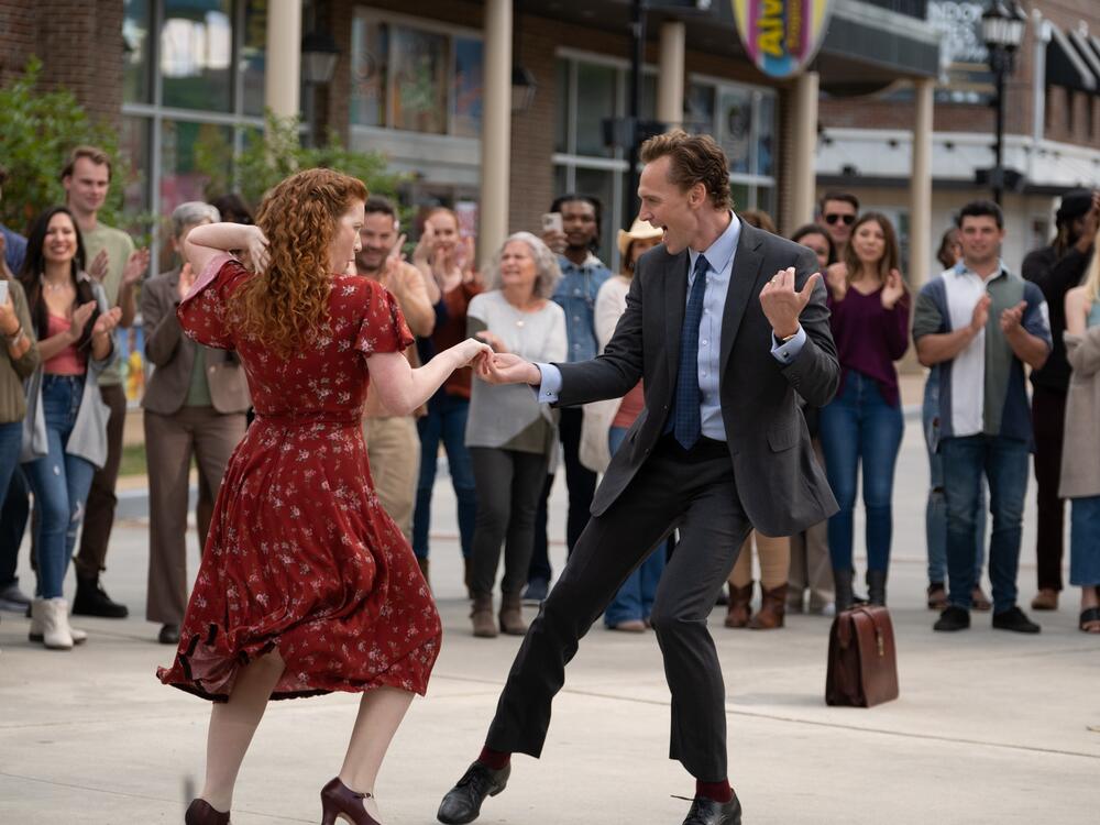 Annalise Basso and Tom Hiddleston play Janice and Chuck in <em>The Life of Chuck</em>