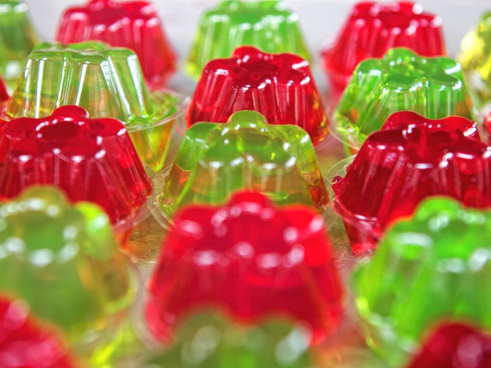 Kraft Heinz says 90% of its food items already use natural food colorings. Products that still use synthetic dyes are in its beverage and dessert categories like Crystal Light and Jell-O.