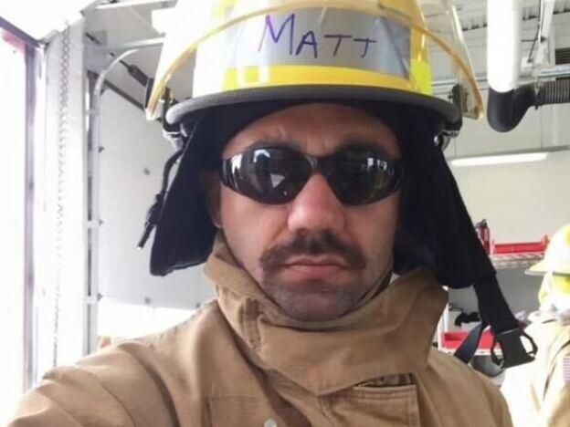 After his Navy service, Kelly worked in a search and rescue and underwater recovery unit for Grand Canyon National Park. 